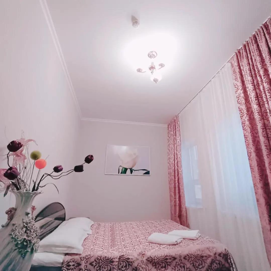Altyn-Adam Hotel Asztana Kültér fotó